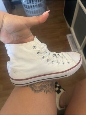 Classic White High-Top Canvas Sneaker with Red Accent